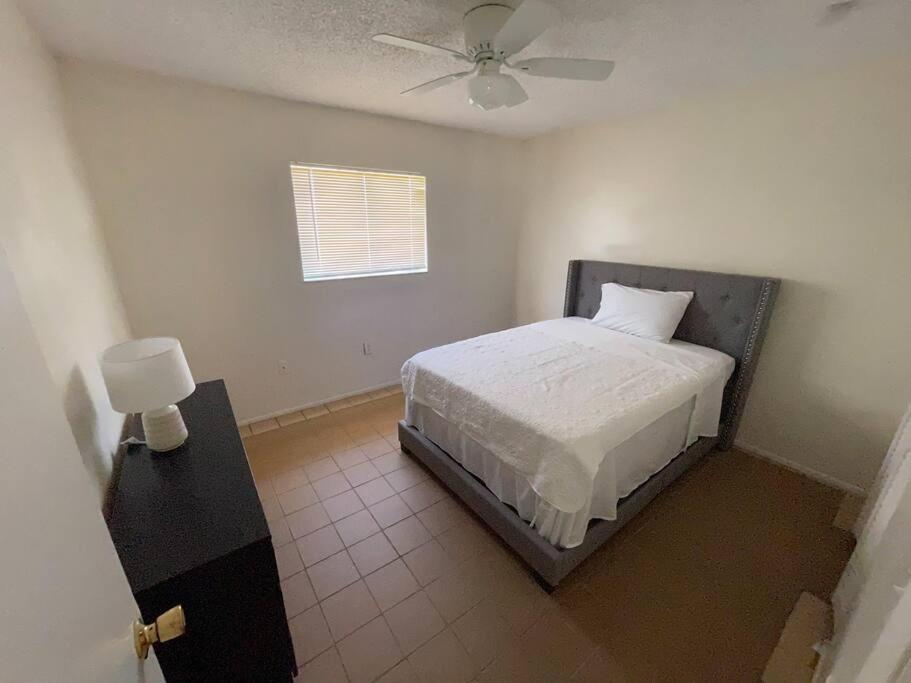 Lakeside Retreat - 3 Bedroom, 2 Bathroom House By The Lake Lakeland Exterior photo